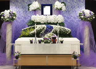 生花(供花) 洋花ムラサキ 飾り付け例